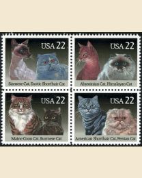 #2372S - 22¢ Cats